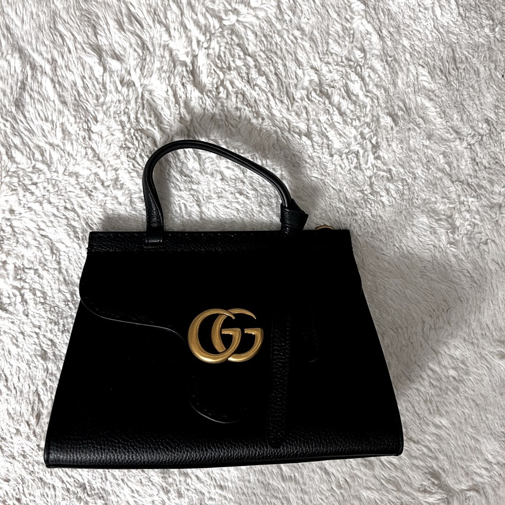 Gucci marmont bag